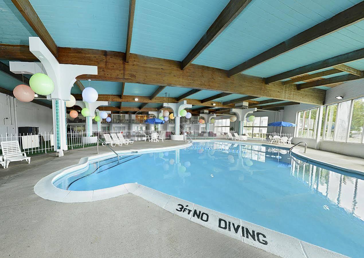 Howard Johnson By Wyndham Saint Joseph Benton Harbor Εξωτερικό φωτογραφία